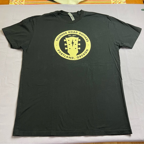 Thunder Road Guitars Portand, OR Graphic Tee - Picture 1 of 2